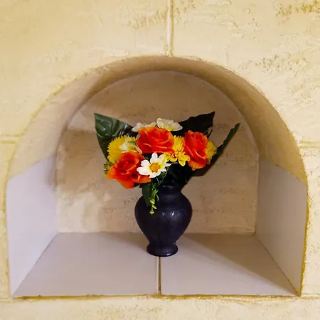 Lion's Bridge 1 - Center Apartman *